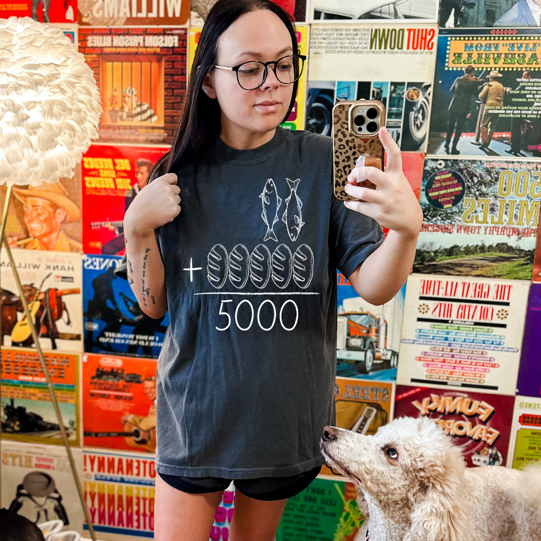 Jesus fed the 5000 - Pepper/White