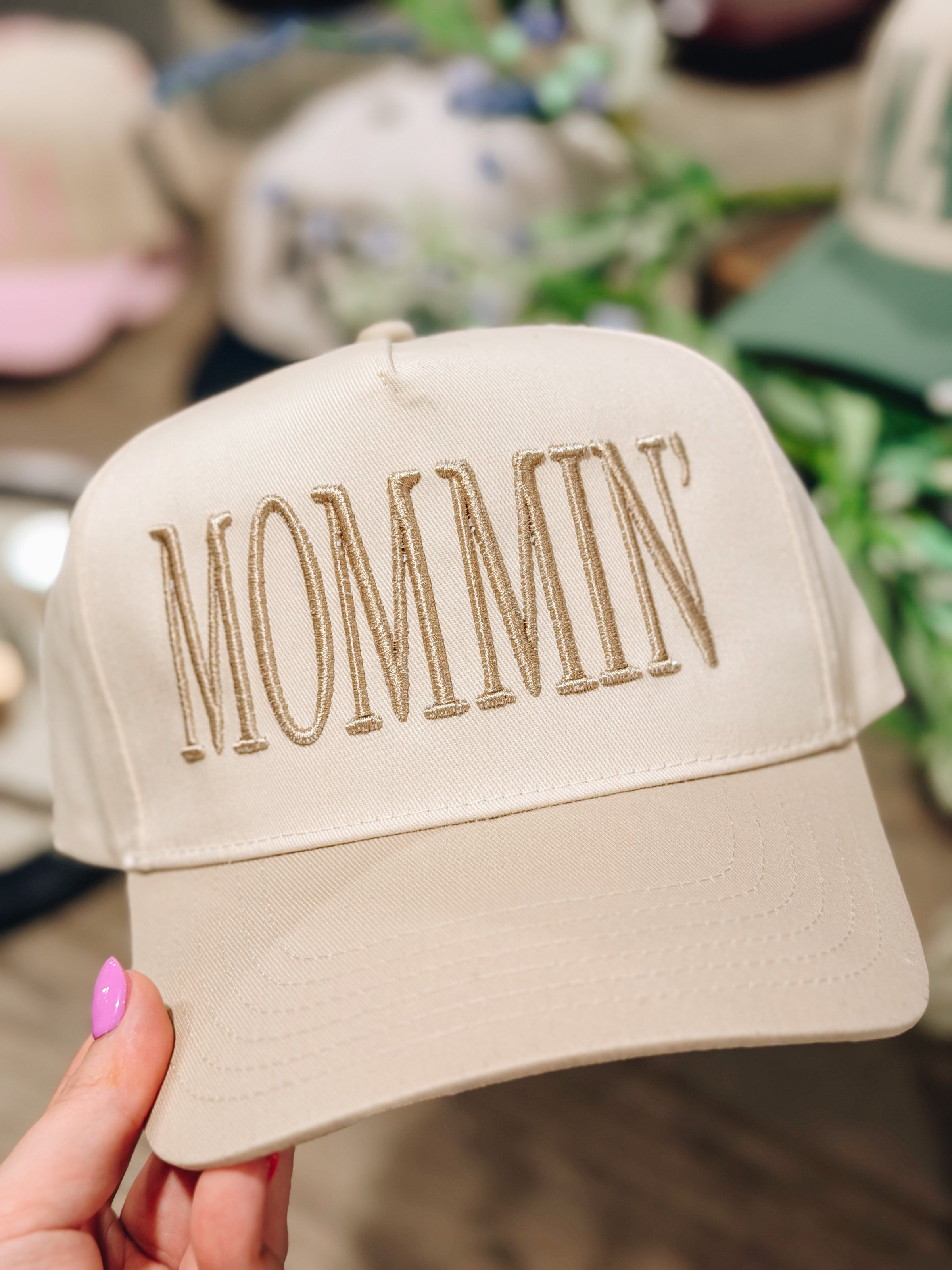 Mommin' - Tan / Tan
