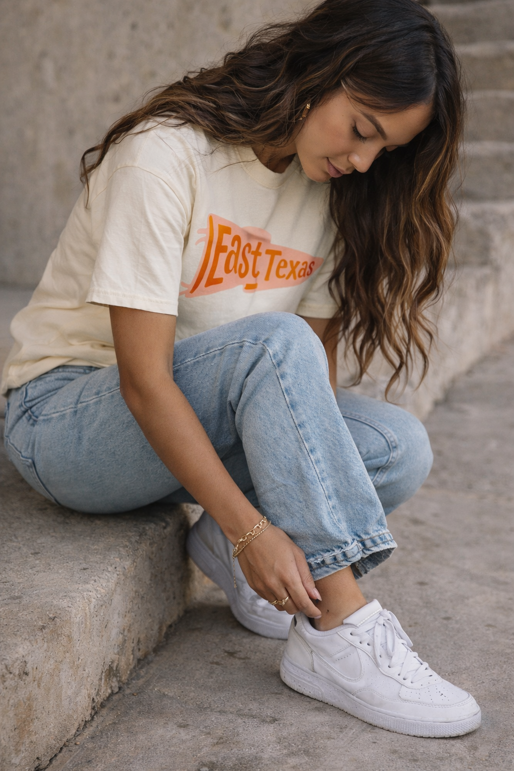 East Texas Pennant - Ivory/Peach